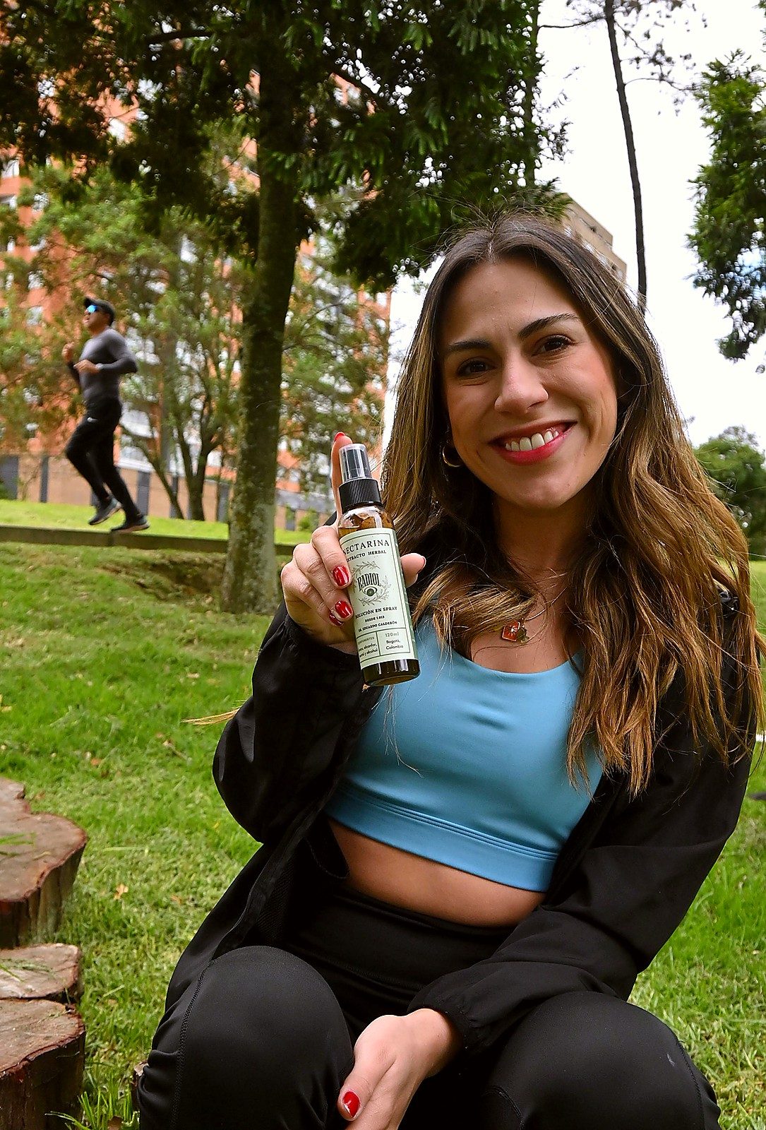 Clienta de Radiol Nectarina en el parque